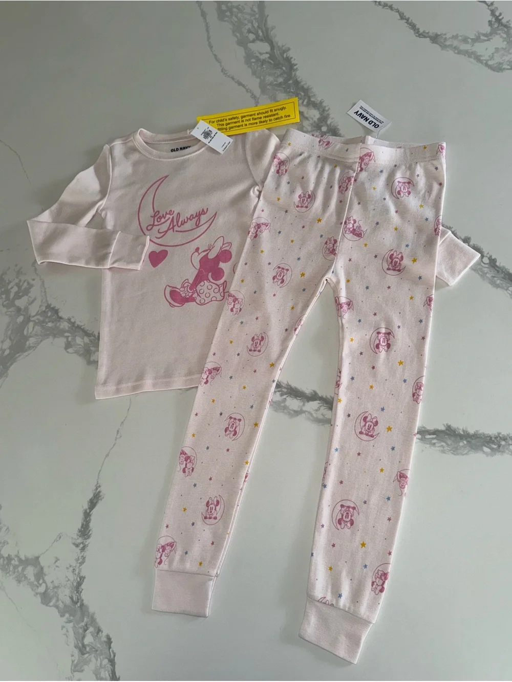 Old Navy Girls Minnie Mouse Pink Moon Pajamas Size 5